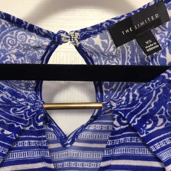 Semi-Sheer Printed Blouse - Picture 2 of 3